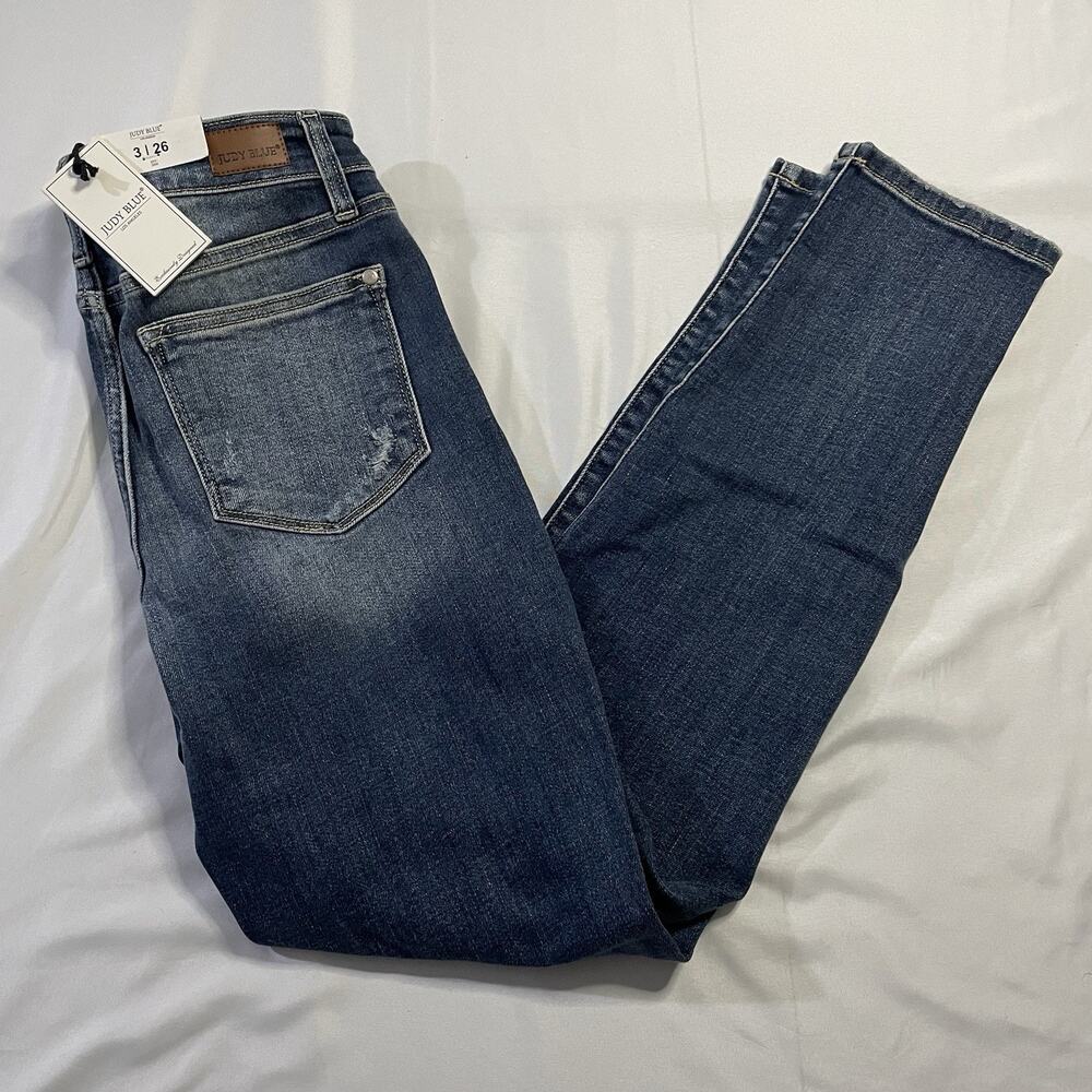 Judy Blue 82427 Mid Rise Destroyed Boyfriend‎ Jeans Size 3/26 Medium Wash NWT